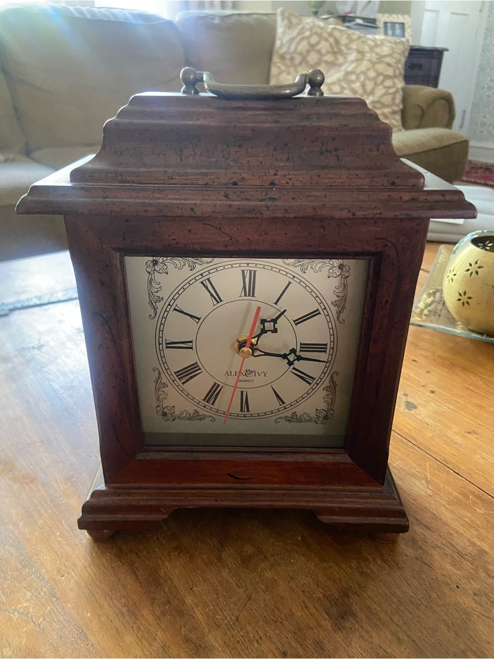 Vintage Mahogany Wood Mantle Clock